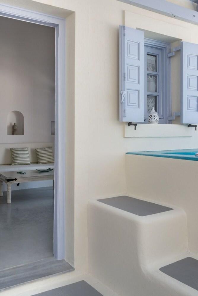 Black Diamond Suites (Adults Only) Akrotiri  Exterior photo