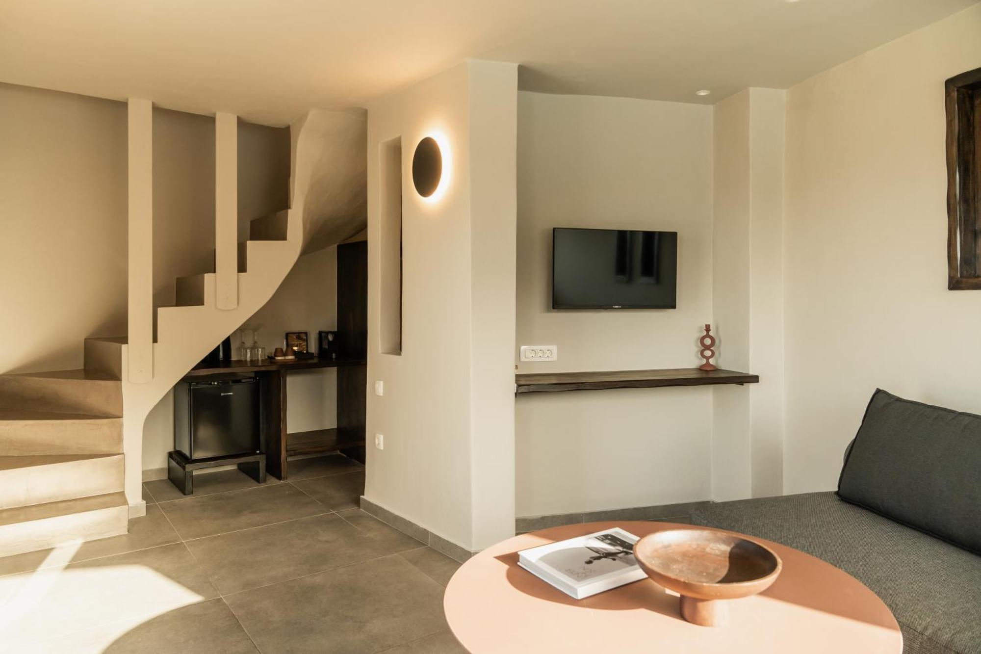 Black Diamond Suites (Adults Only) Akrotiri  Room photo